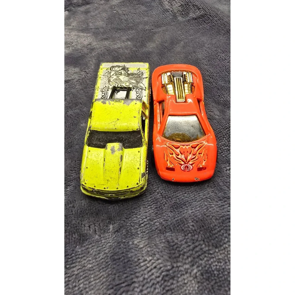 Vintage Hot Wheels Lot 1990 Orange Flame Car & 1997 Yellow Dragon Truck 2pc